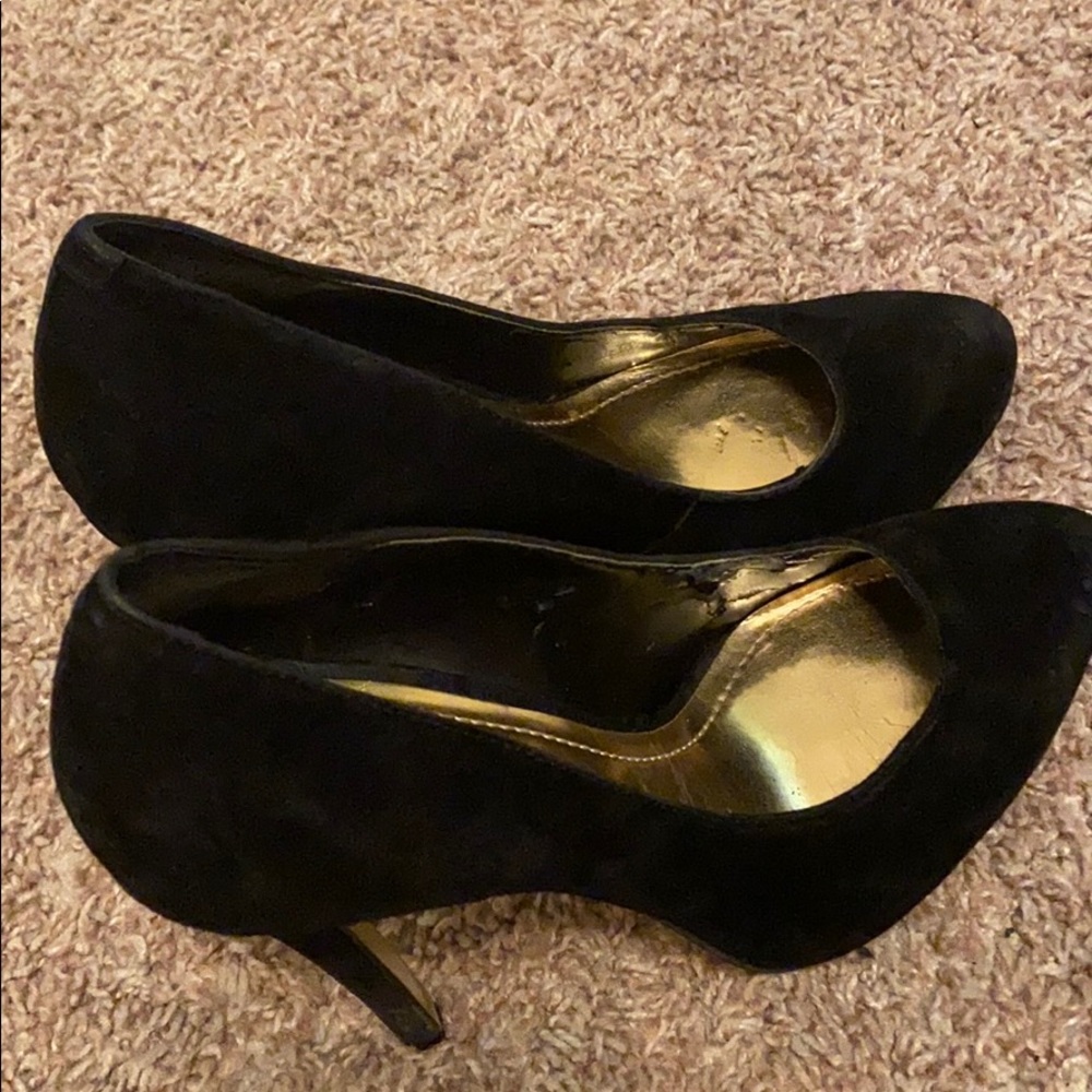 Pumps - Picture 6 of 6